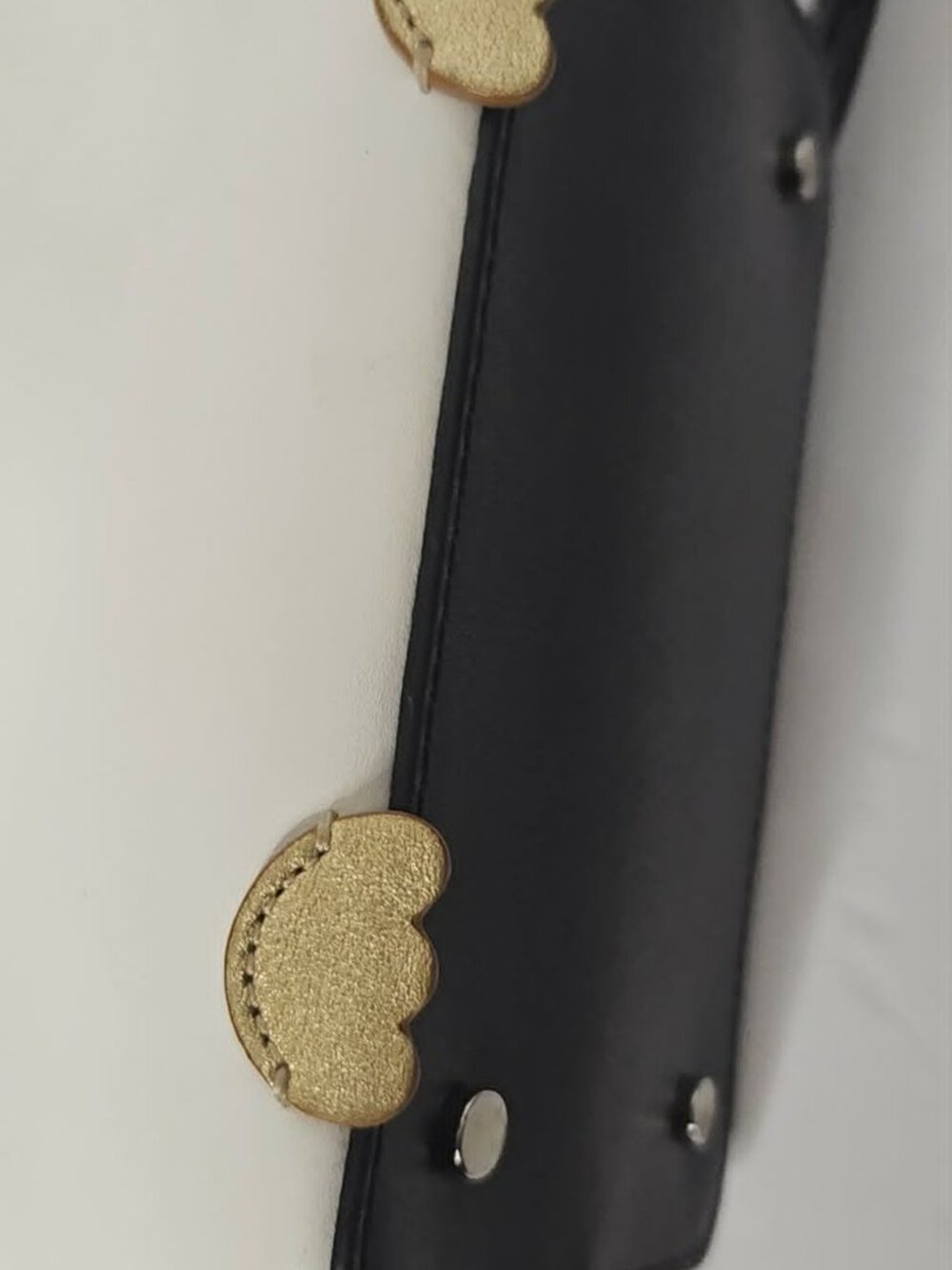 Kate Spade New York Frosty Penguin Leather Crossbody Bag - Near Perfect - Picture 10 of 12